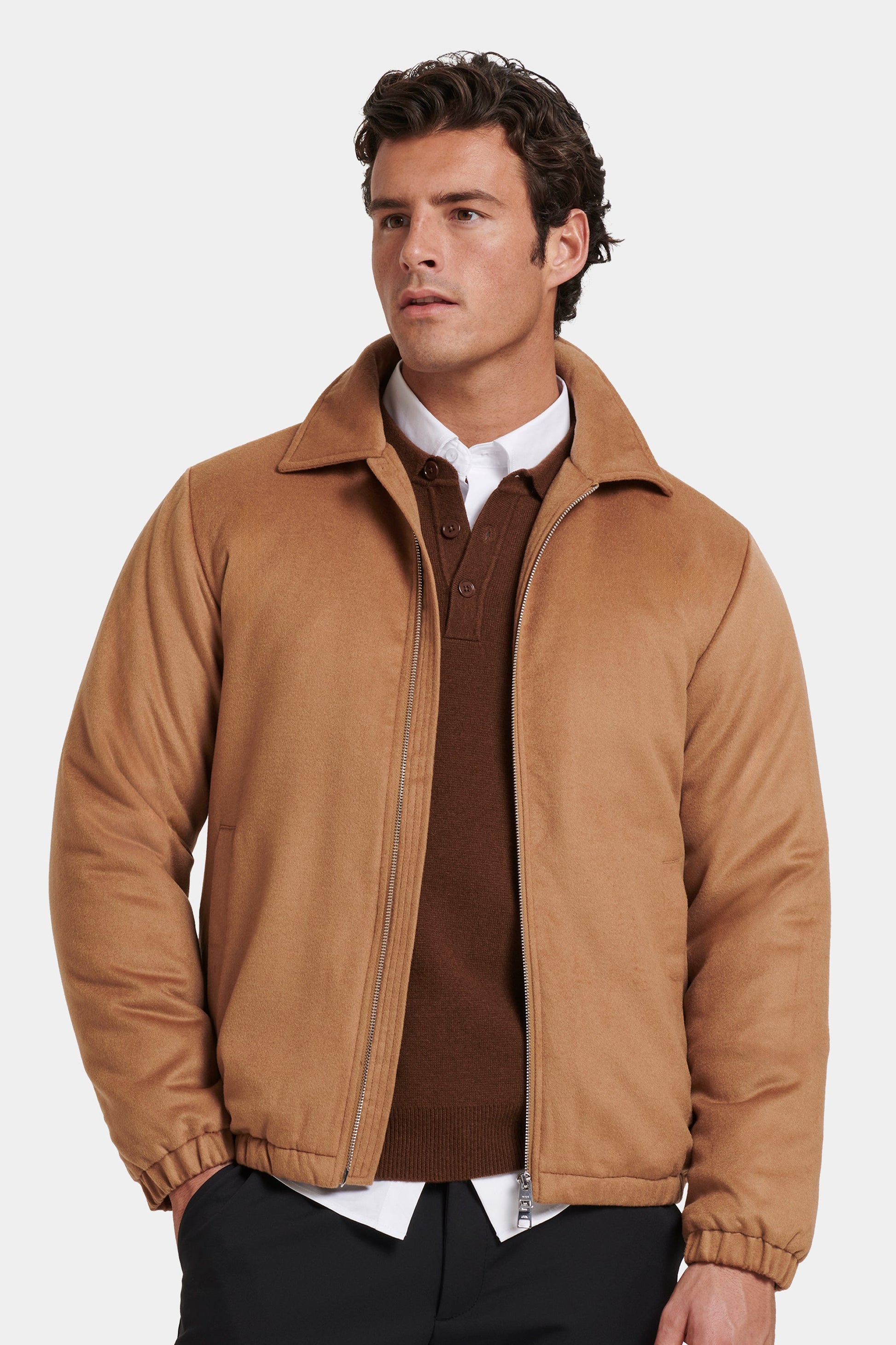 LA CHAQUETA DE CACHEMIRA VICTOR Aeteker
