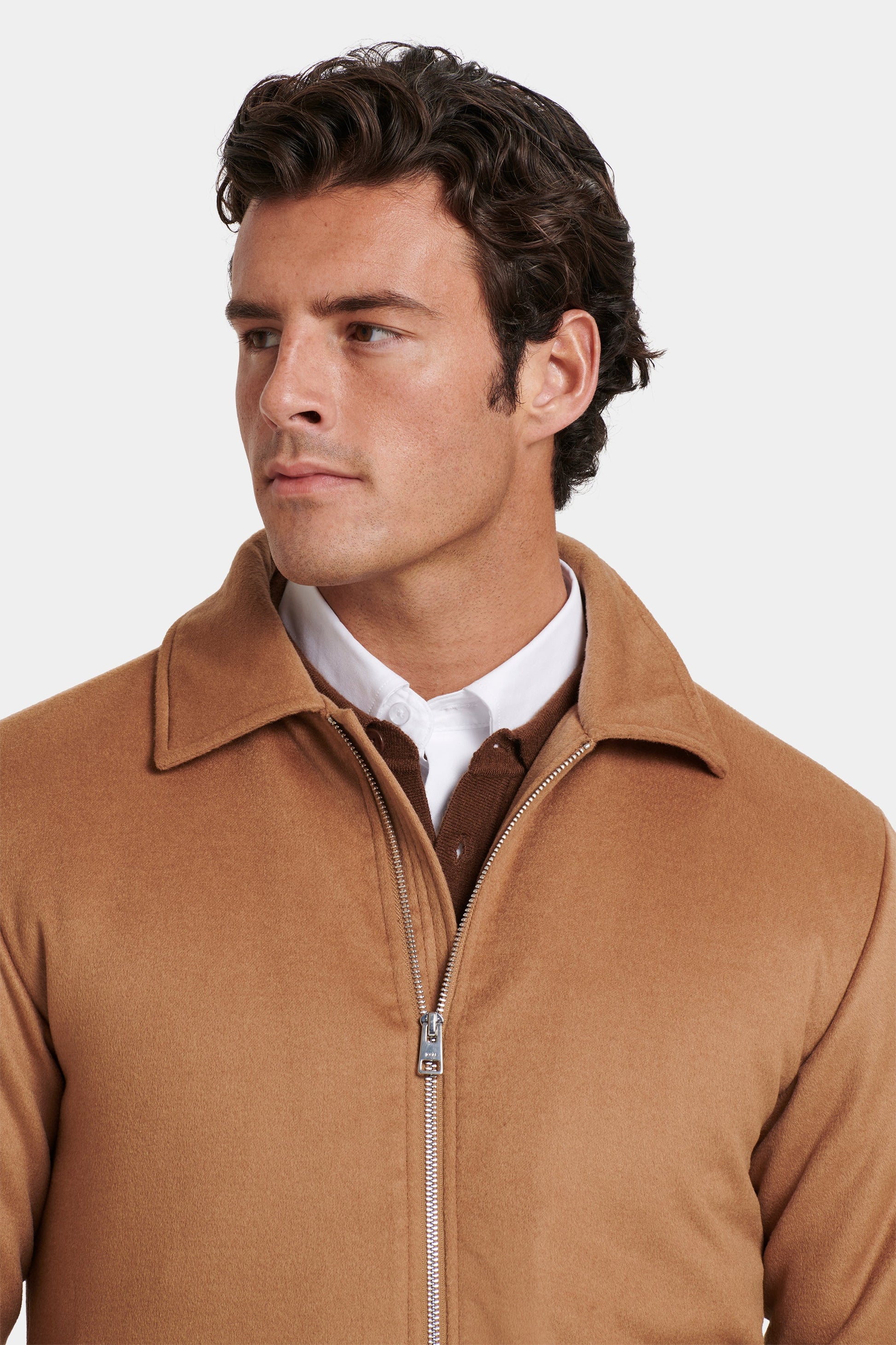 LA CHAQUETA DE CACHEMIRA VICTOR Aeteker