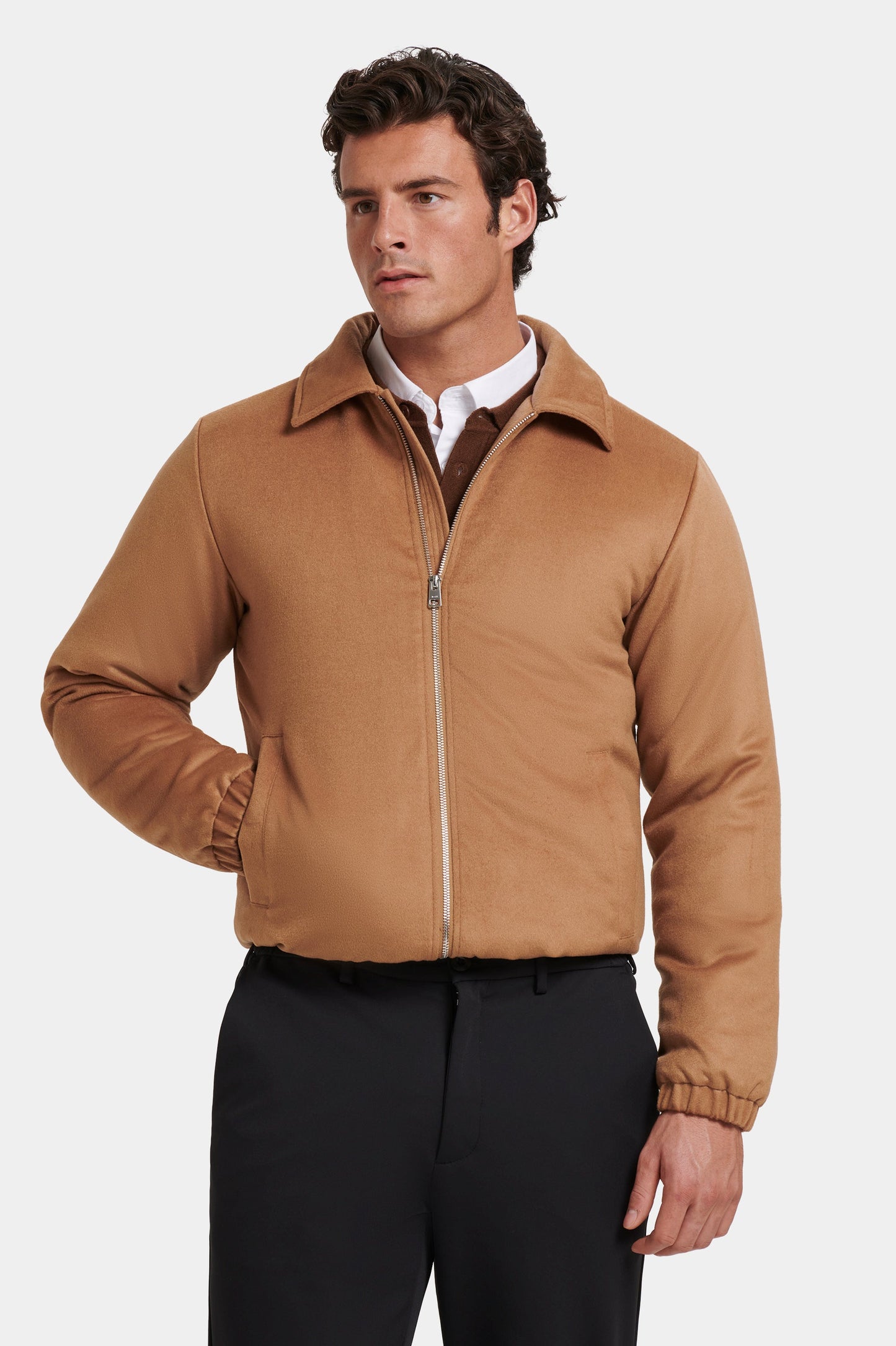 LA CHAQUETA DE CACHEMIRA VICTOR Aeteker