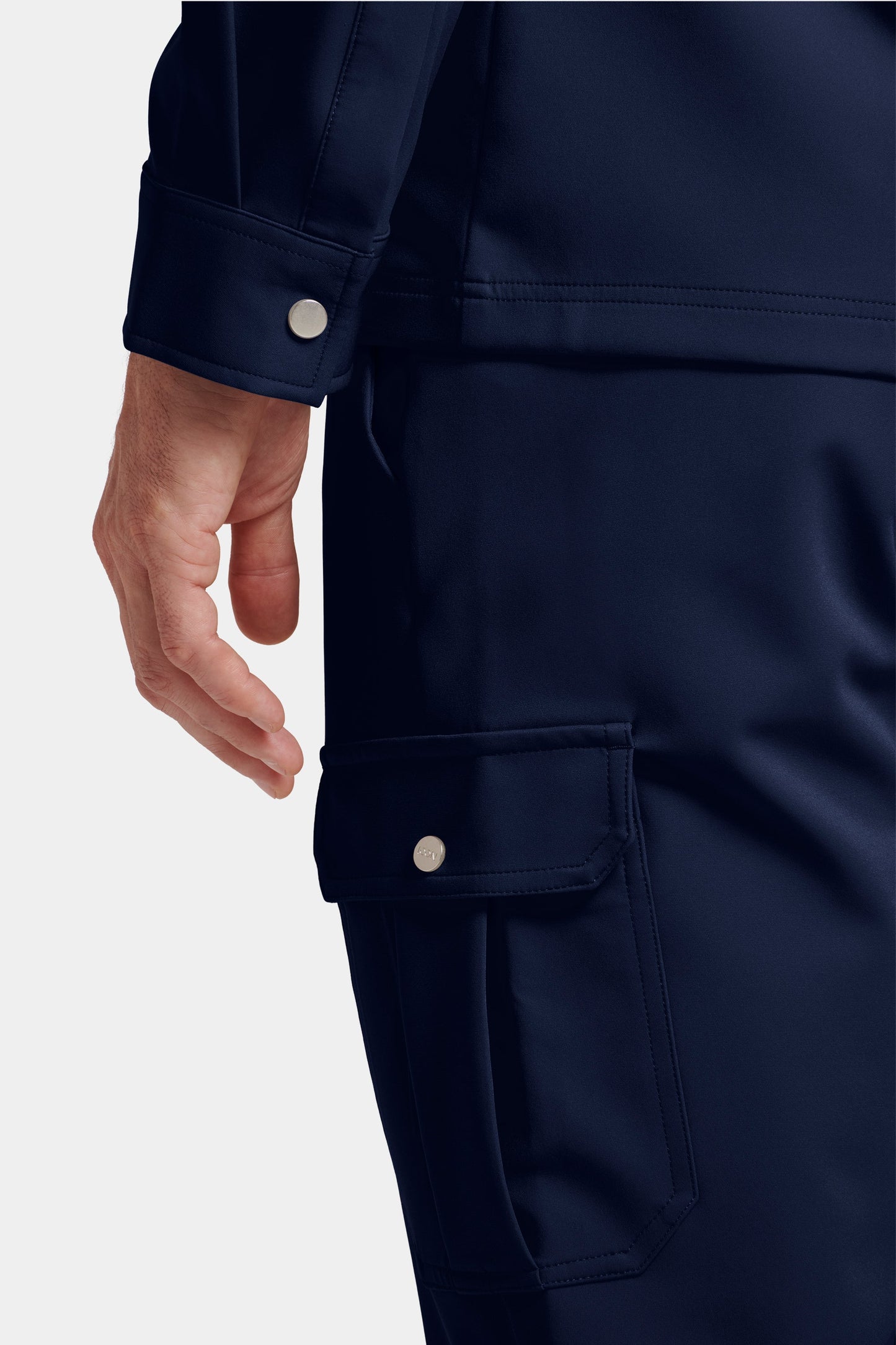 LA CAMISA TÉCNICA CARGO