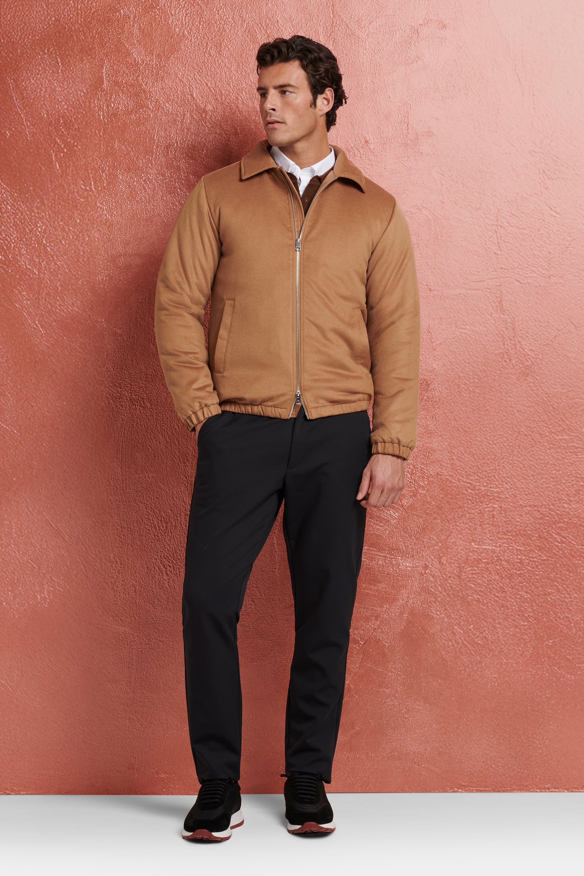 LA CHAQUETA DE CACHEMIRA VICTOR Aeteker