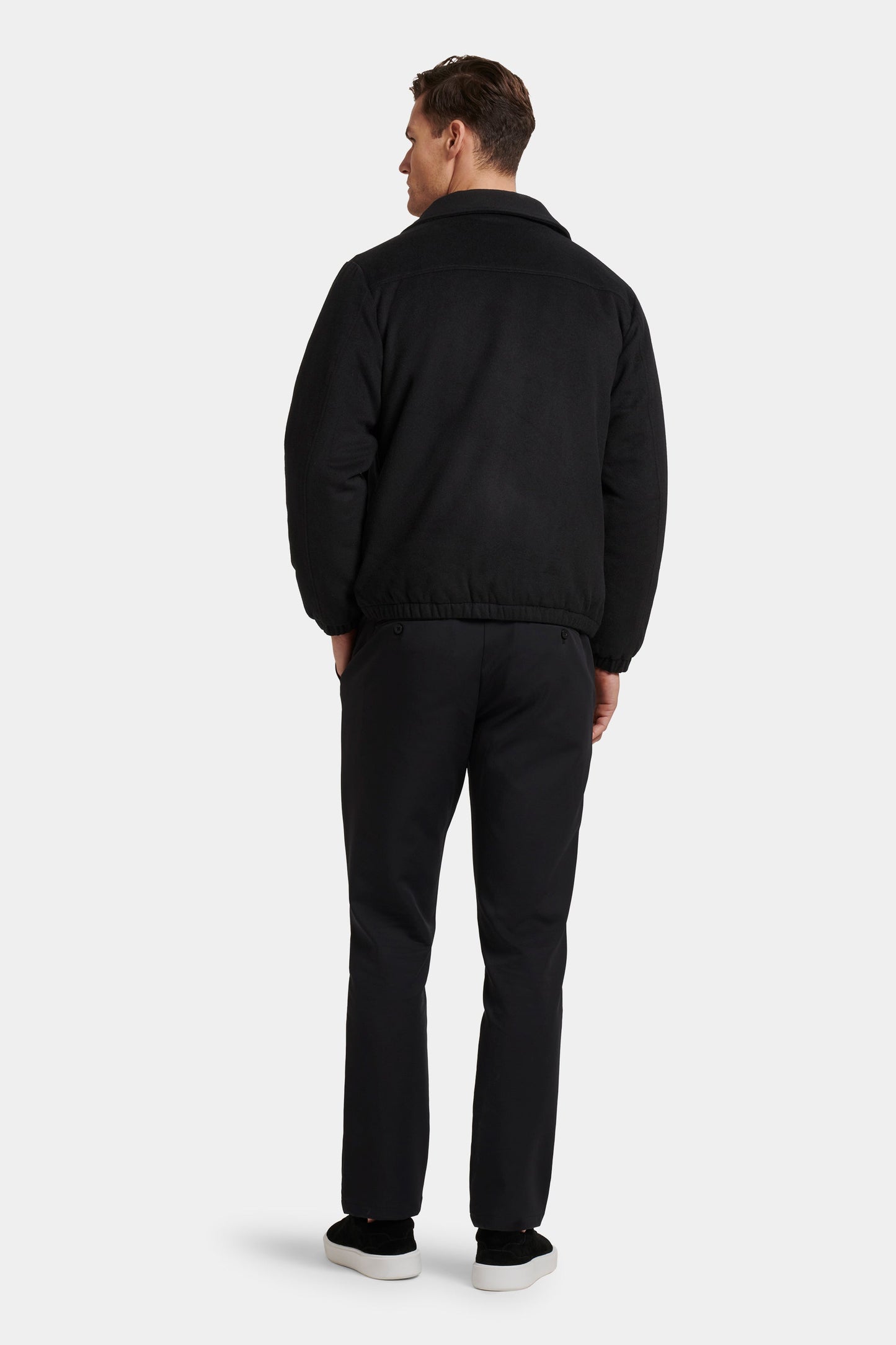LA CHAQUETA DE CACHEMIRA VICTOR Aeteker
