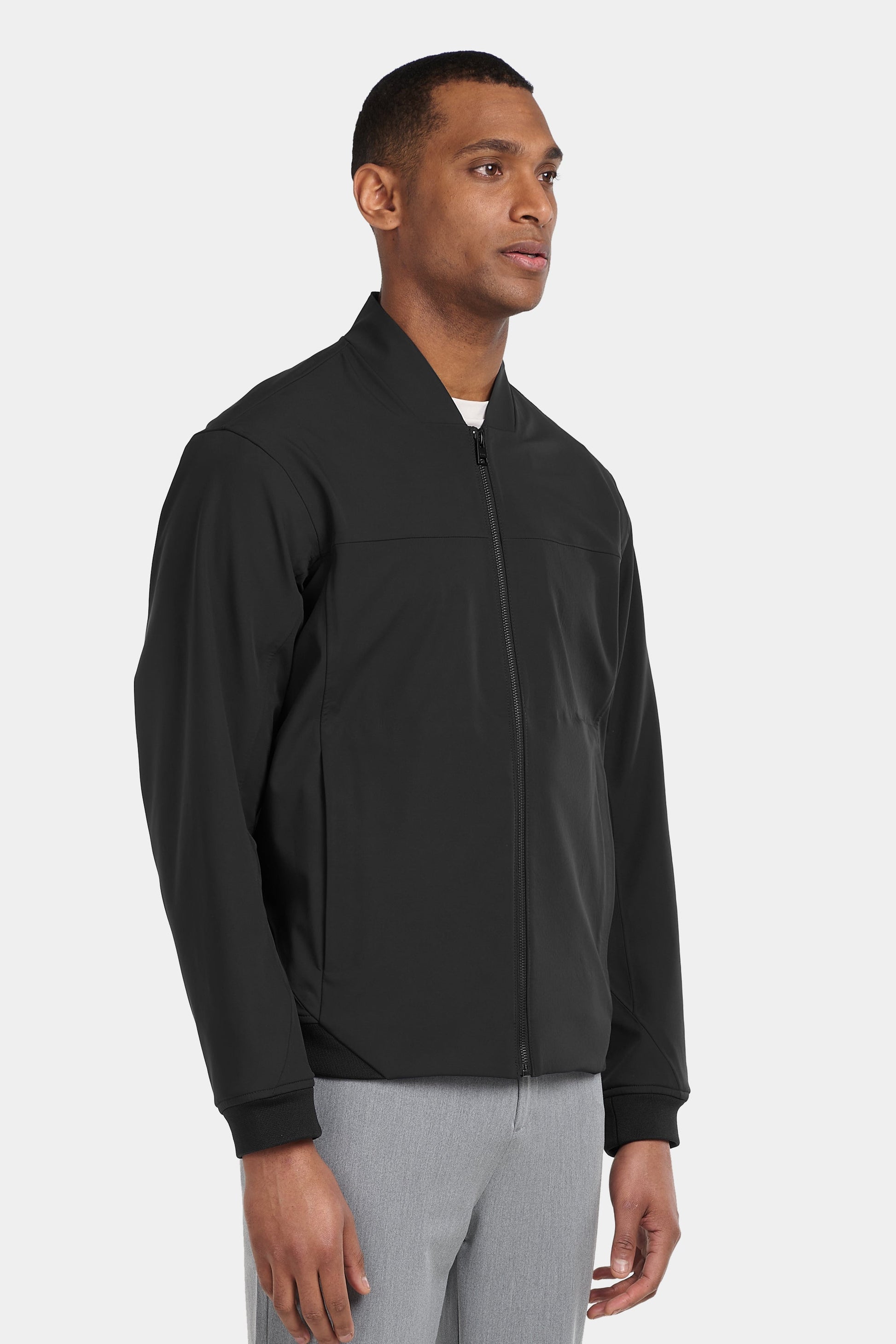LA CHAQUETA BOMBER TÉCNICA Aeteker